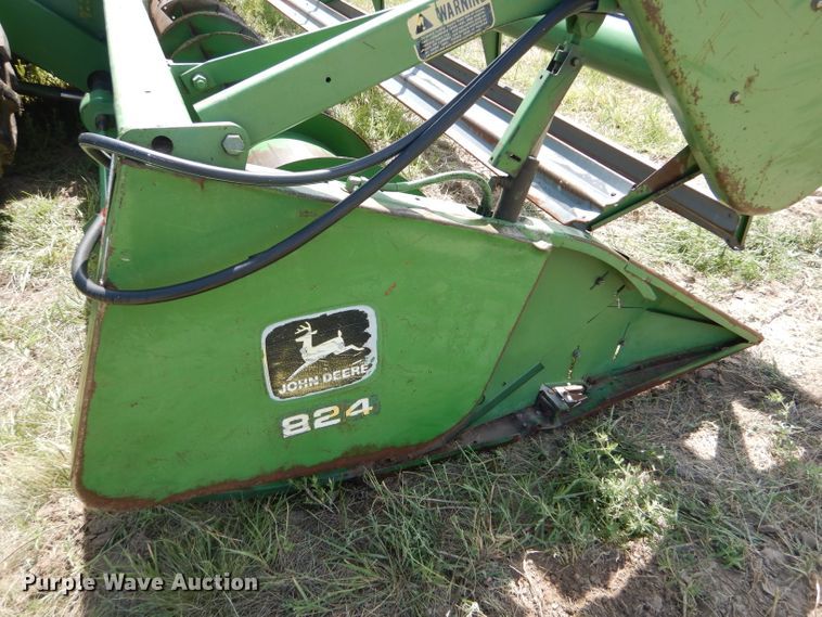 image for item FY9730 1983 John Deere 7720 combine