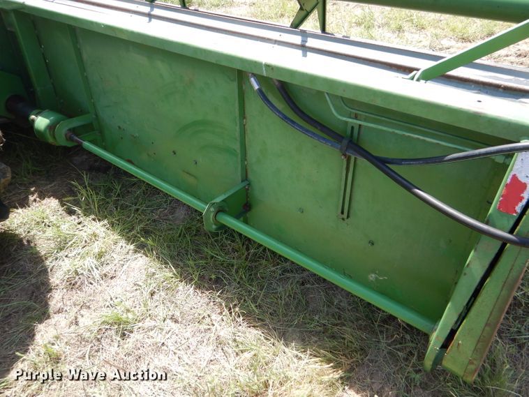 image for item FY9730 1983 John Deere 7720 combine