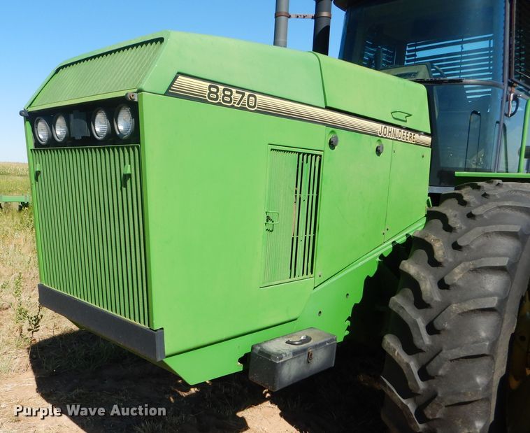 image for item FY9738 1995 John Deere 8870 4WD tractor