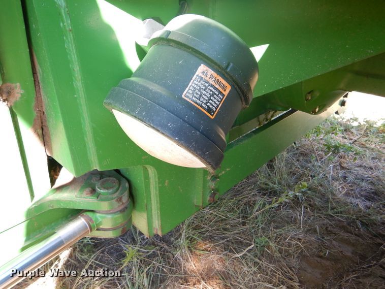 image for item FY9738 1995 John Deere 8870 4WD tractor