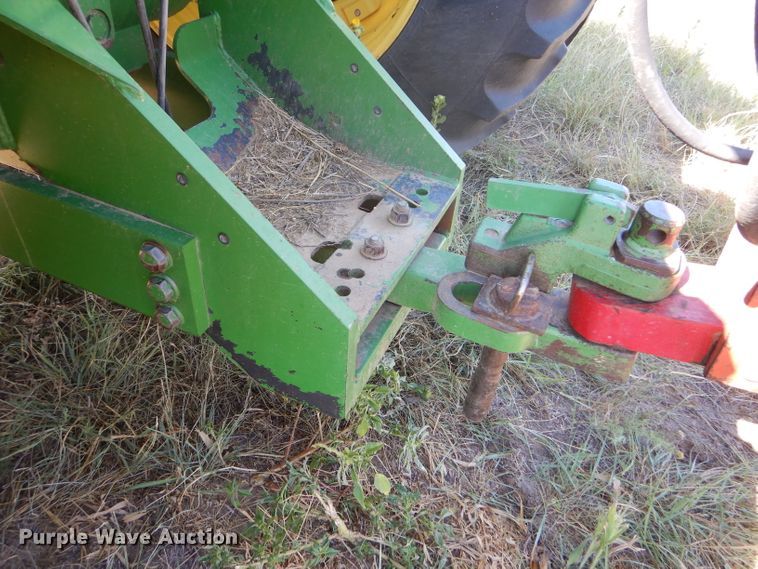 image for item FY9738 1995 John Deere 8870 4WD tractor