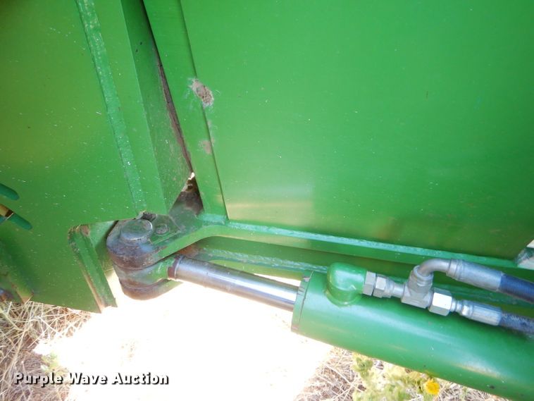 image for item FY9738 1995 John Deere 8870 4WD tractor
