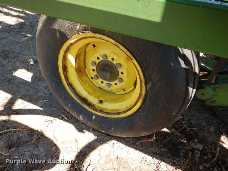 image for item FY9743 John Deere 1650 chisel