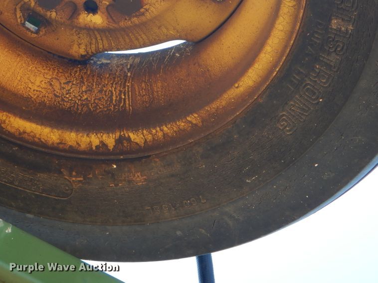 image for item FY9743 John Deere 1650 chisel