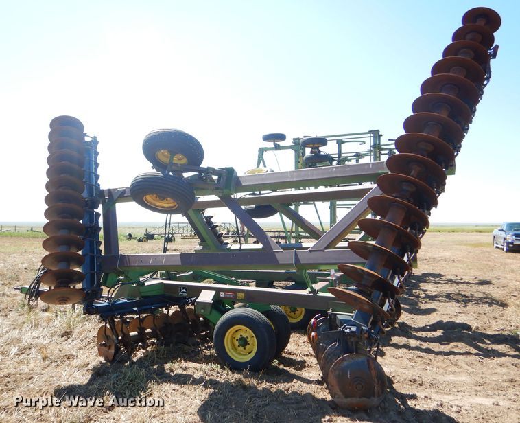 image for item FY9744 John Deere 650 double off-set disk