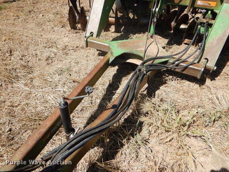 image for item FY9744 John Deere 650 double off-set disk