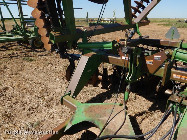 image for item FY9744 John Deere 650 double off-set disk