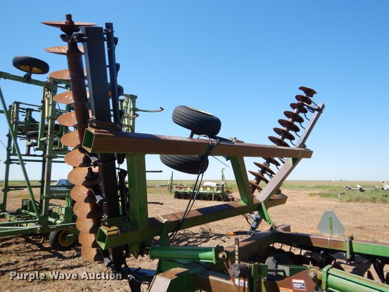 image for item FY9744 John Deere 650 double off-set disk