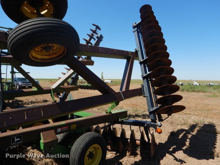 image for item FY9744 John Deere 650 double off-set disk