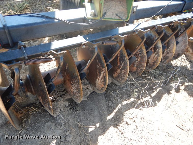 image for item FY9744 John Deere 650 double off-set disk