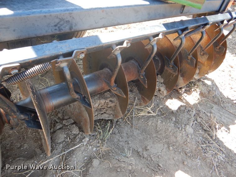 image for item FY9744 John Deere 650 double off-set disk