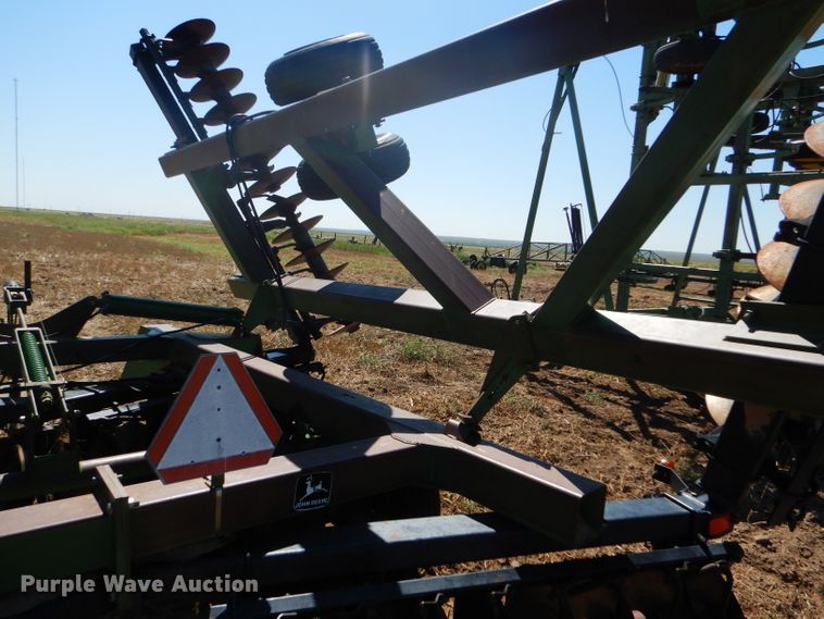 image for item FY9744 John Deere 650 double off-set disk