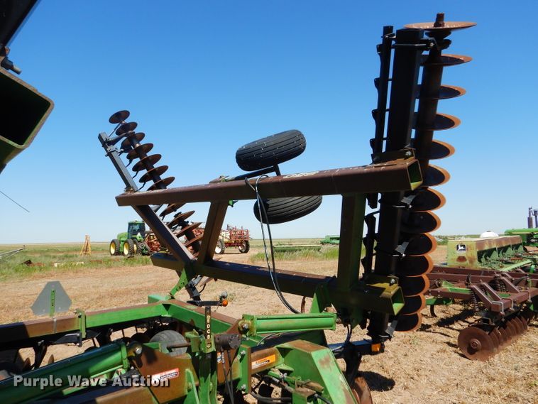 image for item FY9744 John Deere 650 double off-set disk