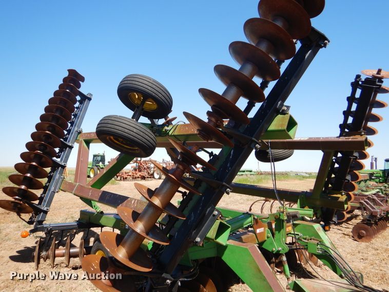 image for item FY9744 John Deere 650 double off-set disk