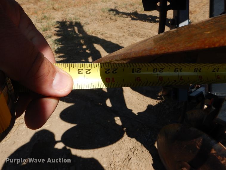 image for item FY9744 John Deere 650 double off-set disk