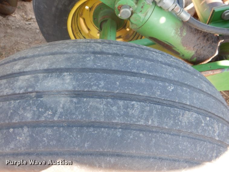 image for item FY9744 John Deere 650 double off-set disk