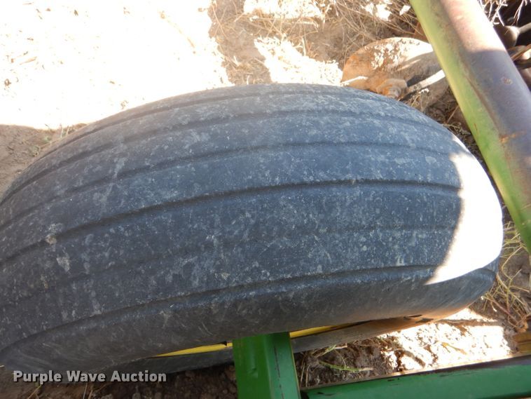 image for item FY9744 John Deere 650 double off-set disk