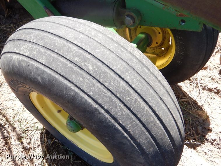 image for item FY9744 John Deere 650 double off-set disk