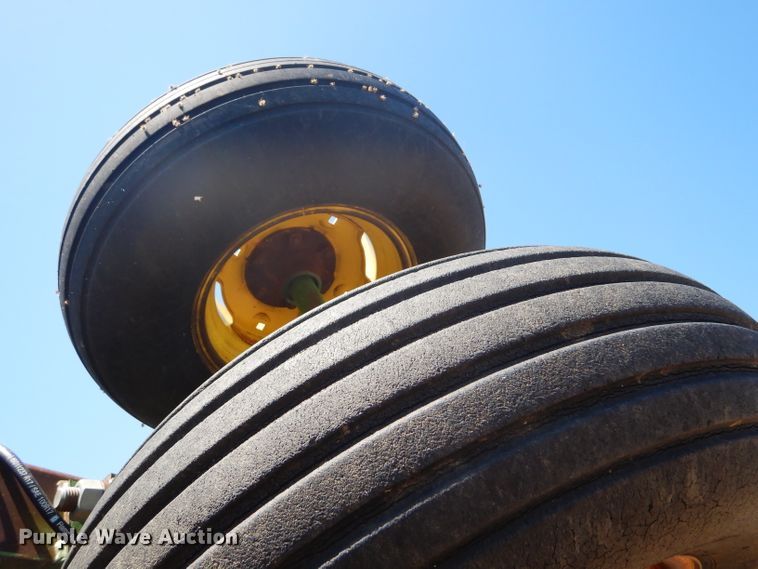 image for item FY9744 John Deere 650 double off-set disk