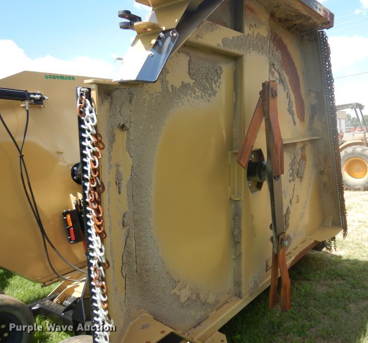 image for item GG9054 Land Pride RCFM4620 batwing rotary mower