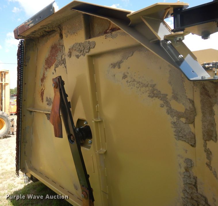 image for item GG9054 Land Pride RCFM4620 batwing rotary mower