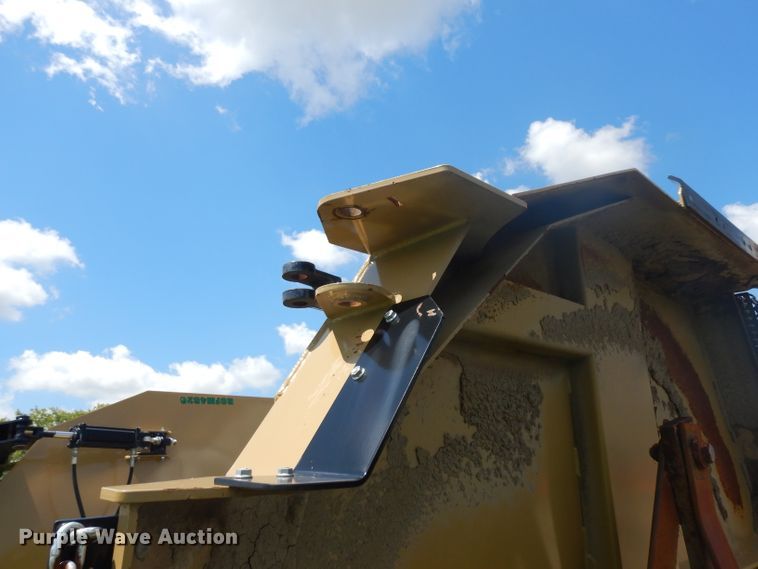 image for item GG9054 Land Pride RCFM4620 batwing rotary mower