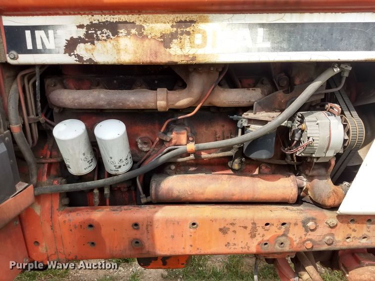image for item GH9539 1976 International 1086 tractor