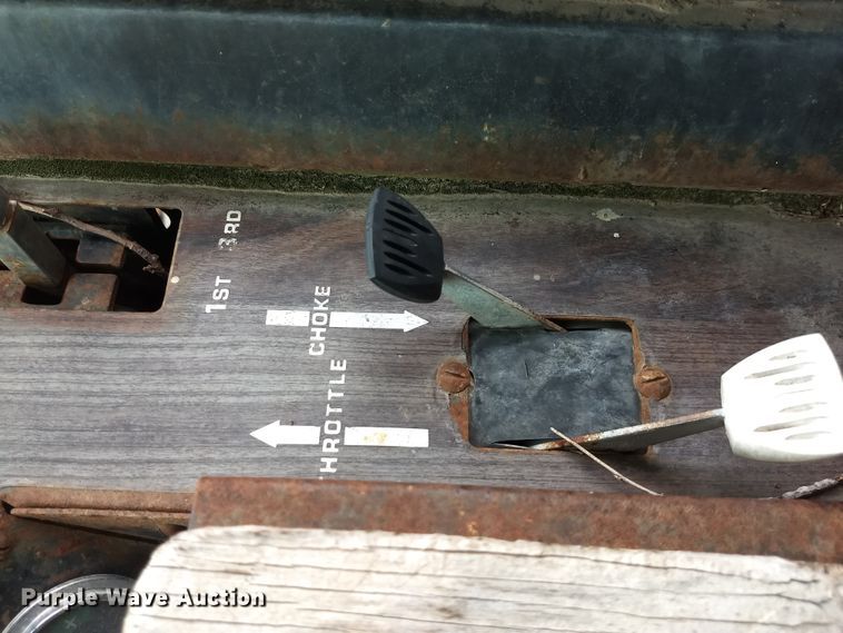 image for item GH9540 1976 Gleaner F combine