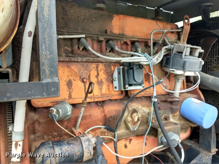 image for item GH9540 1976 Gleaner F combine