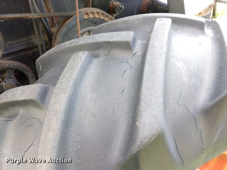 image for item GH9540 1976 Gleaner F combine