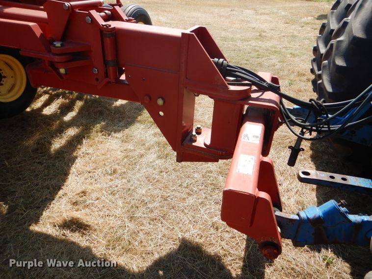 image for item GH9550 2004 Sunflower 9433-30 grain drill