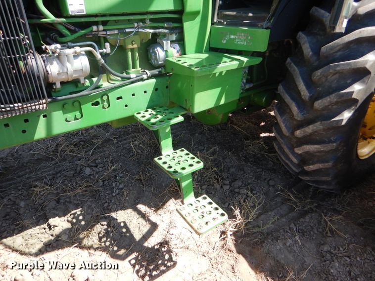 image for item GH9570 1990 John Deere 4755 tractor