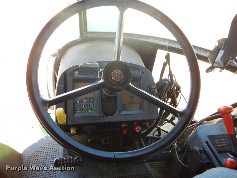 image for item GH9570 1990 John Deere 4755 tractor