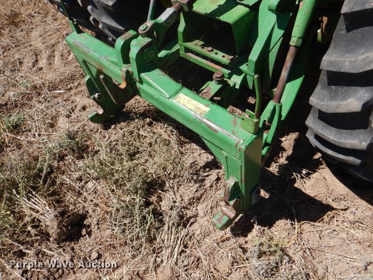 image for item GH9570 1990 John Deere 4755 tractor