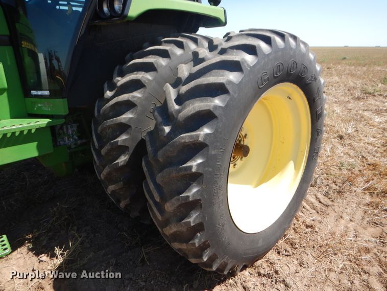 image for item GH9570 1990 John Deere 4755 tractor