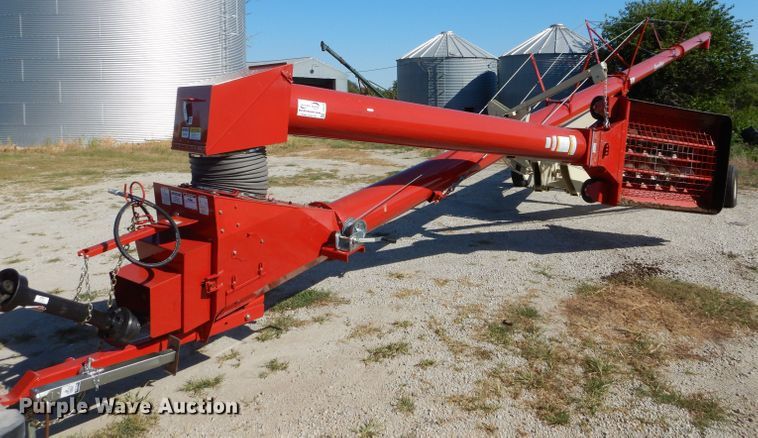image for item DD6249 Farm King Y1370 auger