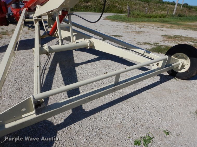image for item DD6249 Farm King Y1370 auger