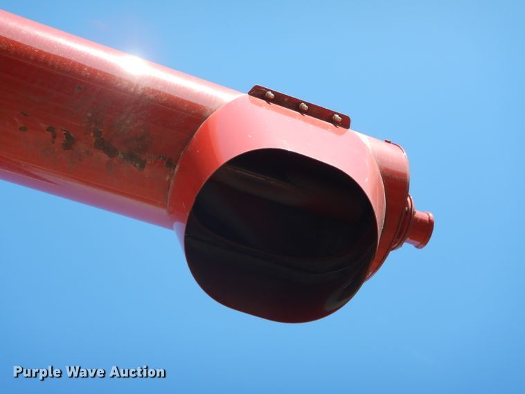 image for item DD6249 Farm King Y1370 auger