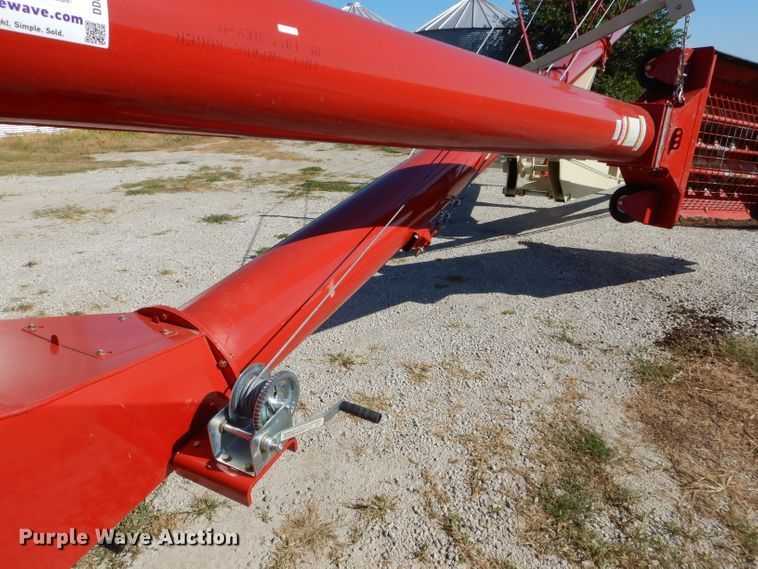 image for item DD6249 Farm King Y1370 auger