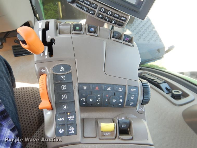 image for item DD6350 2018 John Deere 8370R MFWD tractor