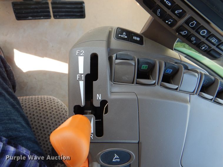 image for item DD6350 2018 John Deere 8370R MFWD tractor