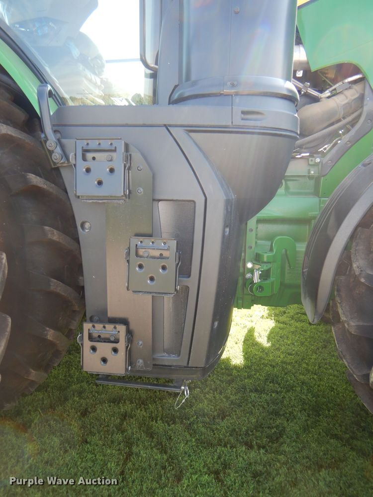 image for item DD6350 2018 John Deere 8370R MFWD tractor