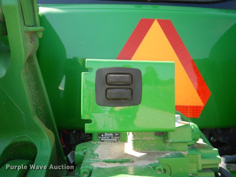 image for item DD6350 2018 John Deere 8370R MFWD tractor