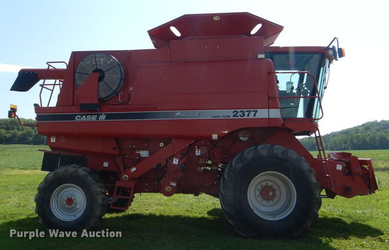 image for item DD6351 2006 Case IH 2377 Axial-Flow Hillco Sidehill RWA combine