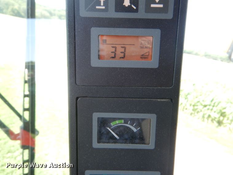 image for item DD6351 2006 Case IH 2377 Axial-Flow Hillco Sidehill RWA combine