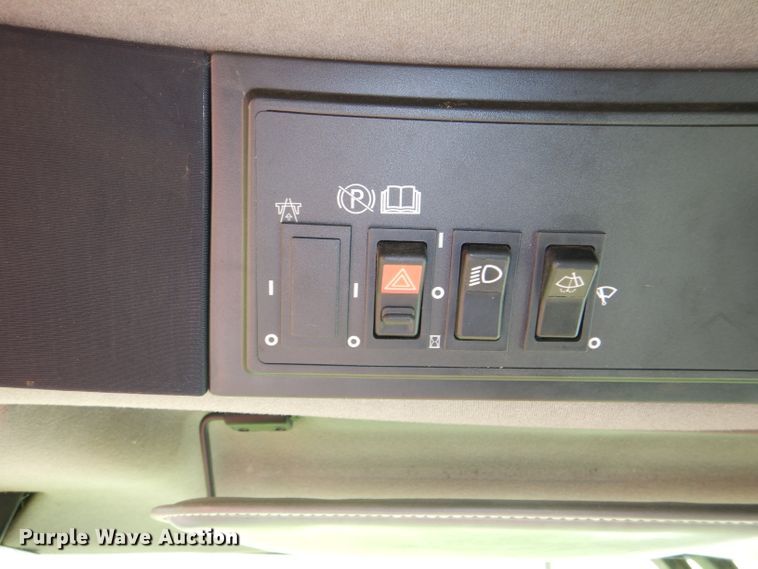 image for item DD6351 2006 Case IH 2377 Axial-Flow Hillco Sidehill RWA combine