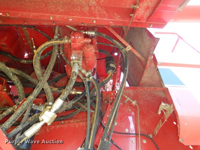 image for item DD6351 2006 Case IH 2377 Axial-Flow Hillco Sidehill RWA combine