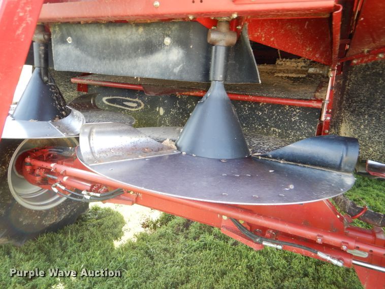image for item DD6351 2006 Case IH 2377 Axial-Flow Hillco Sidehill RWA combine