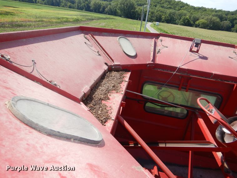 image for item DD6351 2006 Case IH 2377 Axial-Flow Hillco Sidehill RWA combine