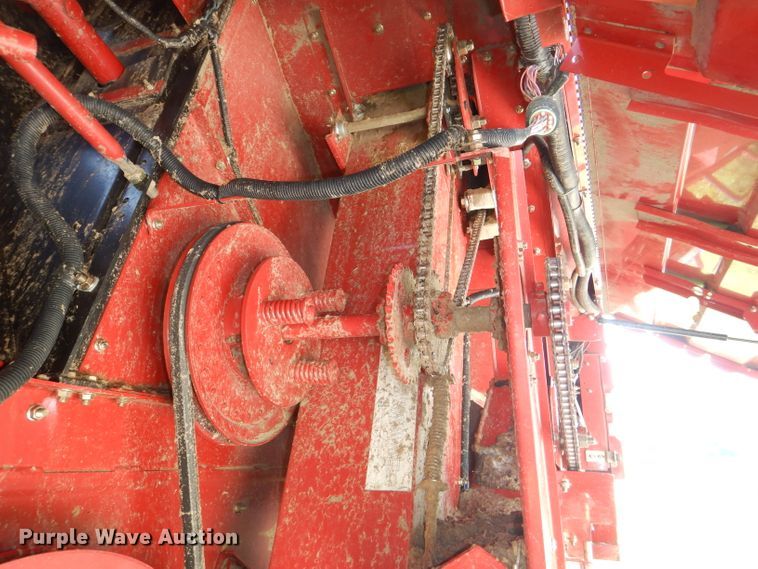image for item DD6351 2006 Case IH 2377 Axial-Flow Hillco Sidehill RWA combine